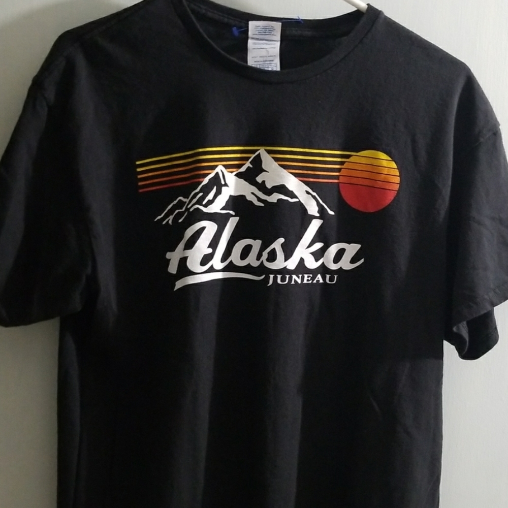 Alaska Juneau unisex black tshirt sz large